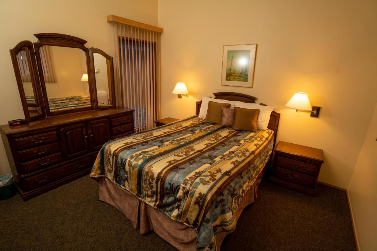 Fairmont Hot Springs Resort Ngoại thất bức ảnh